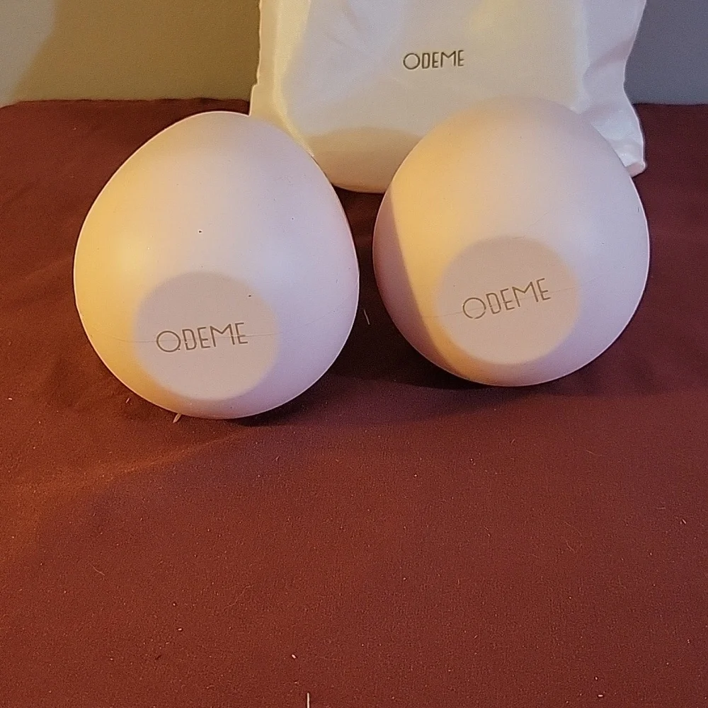 Odeme Set of Two Silicone Wine Glasses
